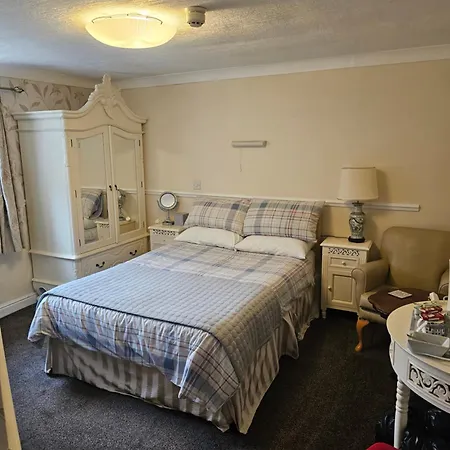 Castle By The Sea Guest house