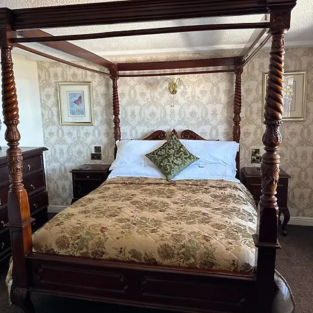 Castle By The Sea Guest house *